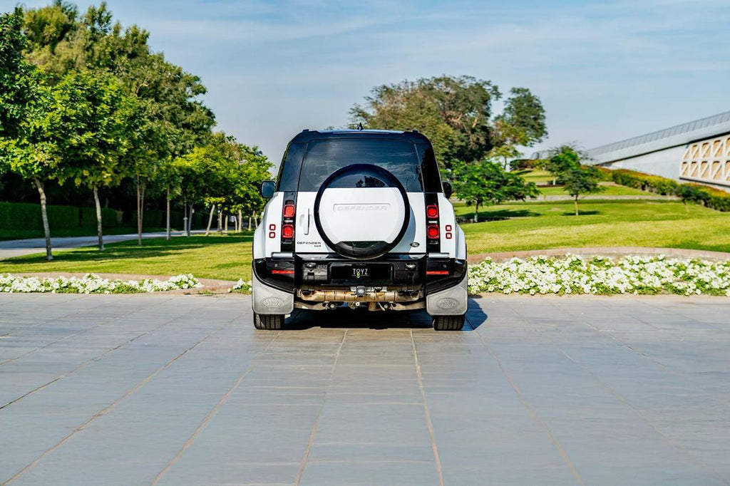 Land Rover Defender 110