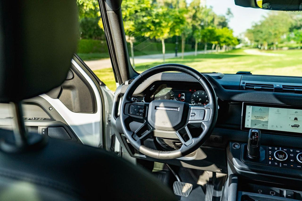 Land Rover Defender 110