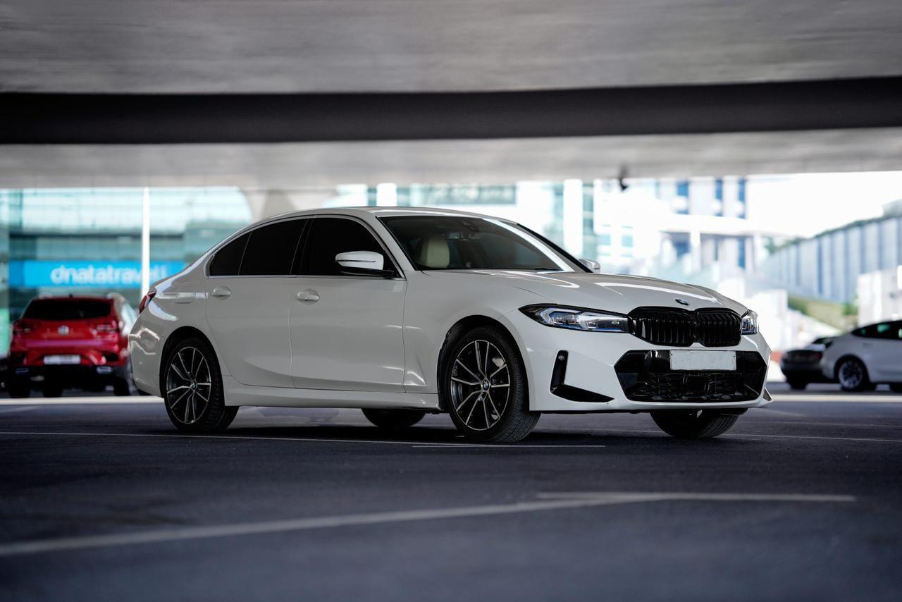 BMW 328I