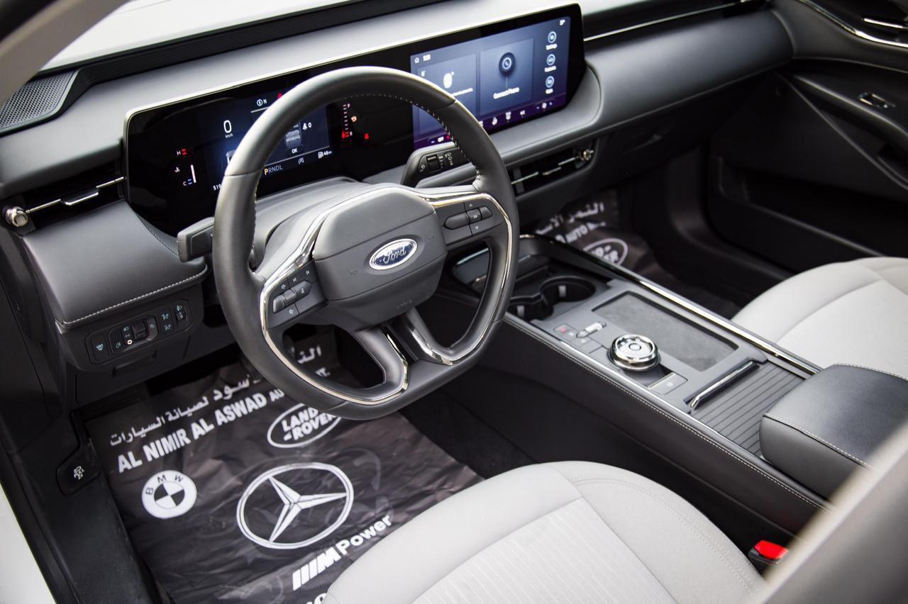 Ford Taurus